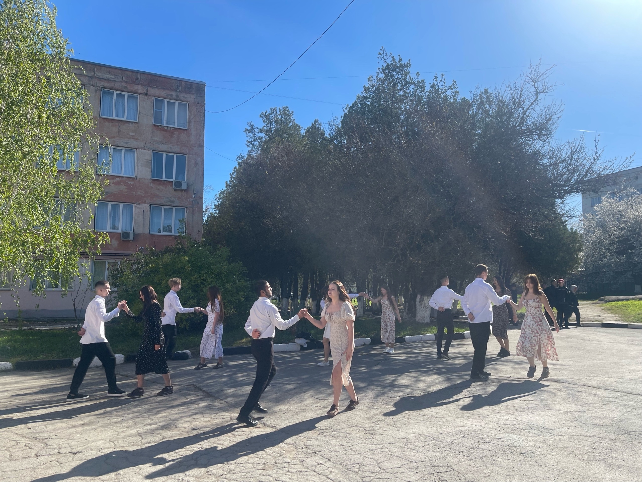 Торжественная церемония поднятия Государственного флага Российской Федерации