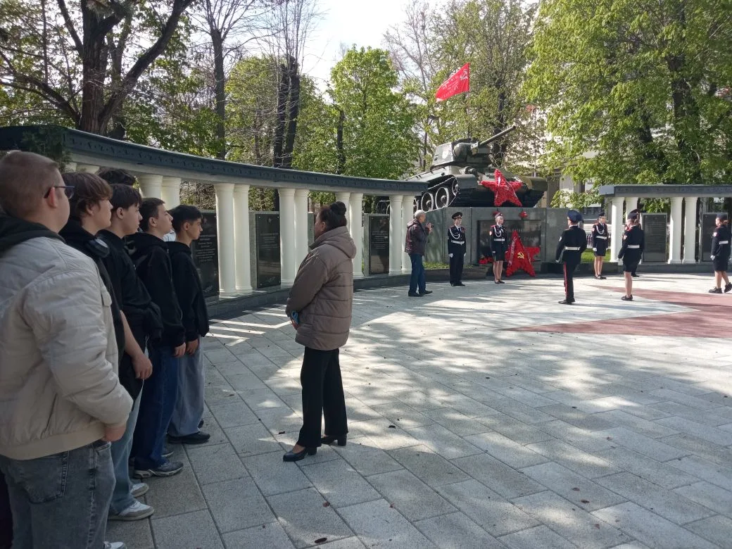 Патриотический квест по памятным местам г. Симферополя  «Мы помним!»